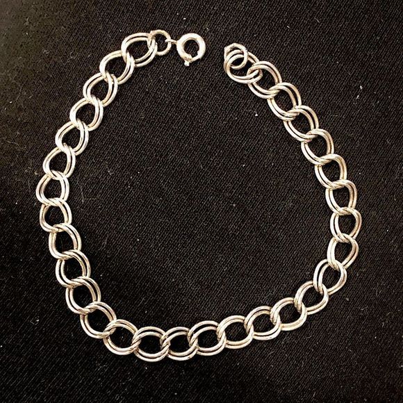 Petite Vintage Sterling Silver Double Link Bracelet - Picture 1 of 5